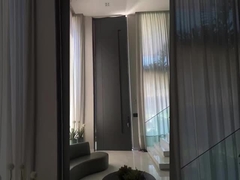 Porte de l'axe central